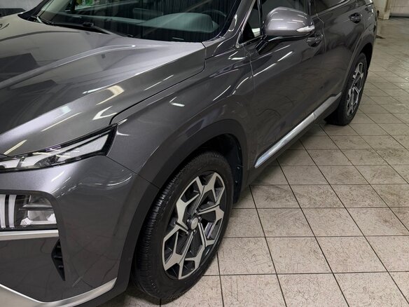 2021 Hyundai Santa Fe IV Рестайлинг, серый, 3900000 рублей - вид 19