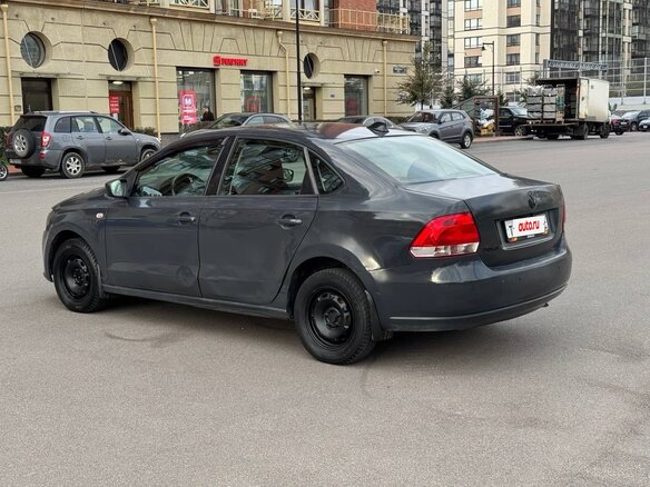 2011 Volkswagen Polo V, серый - вид 3