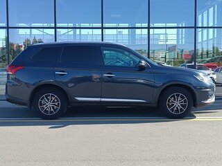 2021 Mitsubishi Outlander III Рестайлинг 3, синий, 2550000 рублей, вид 3