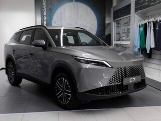 2026 Omoda C7, серебристый, 3499000 рублей, вид 2