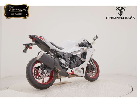 2026 Kawasaki ZX-6R Ninja, белый, 1499000 рублей, вид 5