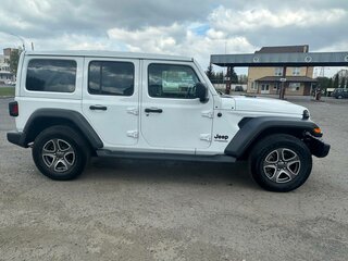 2022 Jeep Wrangler IV (JL), белый, 2700000 рублей, вид 4
