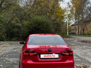 2012 Volkswagen Jetta VI, красный, 830000 рублей, вид 4