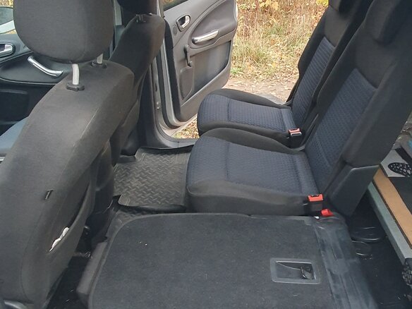 2008 Ford S-MAX I, серебристый, 920000 рублей - вид 16