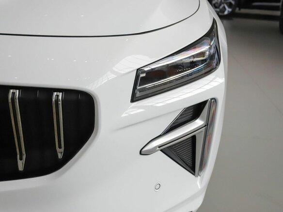 2026 Geely Preface I, белый - вид 5