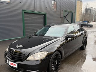 2009 Mercedes-Benz S-Класс 350 V (W221) Рестайлинг, чёрный, 1800000 рублей, вид 1