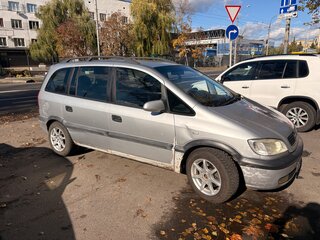 2000 Opel Zafira A, серебристый, 240000 рублей, вид 3