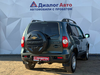 2017 Chevrolet Niva I Рестайлинг, серый, 650000 рублей, вид 5