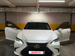 2019 Lexus ES 200 VII, белый, 3200000 рублей, вид 2