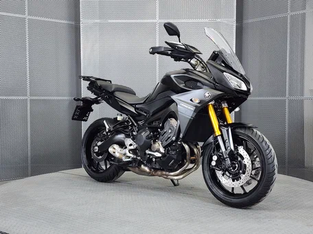 2017 Yamaha MT-09 Tracer (FJ-09), чёрный, 875000 рублей, вид 1