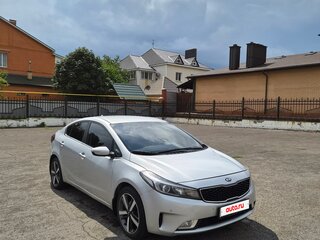2018 Kia Cerato III Рестайлинг (Classic), серебристый, 1100000 рублей, вид 2