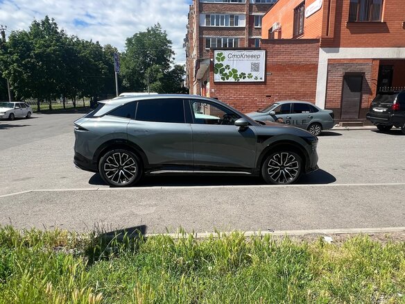 2024 Zeekr 7X 100 kWh I, серый, 2900000 рублей