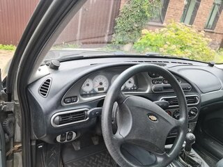 2004 Chevrolet Niva I, серый, 350000 рублей, вид 5