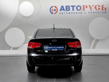 2013 Kia Cerato 6-speed II, чёрный, 733000 рублей, вид 4