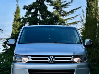 2010 Volkswagen Caravelle T5 Рестайлинг, серебристый, 1800000 рублей, вид 1