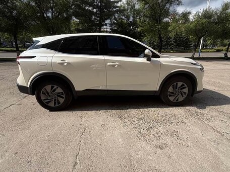 2023 Nissan Qashqai III, белый, 1750000 рублей, вид 4