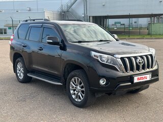 2013 Toyota Land Cruiser Prado 5-speed 150 Series Рестайлинг 1, чёрный, 3000000 рублей, вид 3
