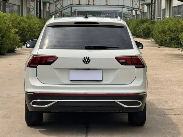 2023 Volkswagen Tiguan II Рестайлинг, белый, 2080001 рублей - вид 4