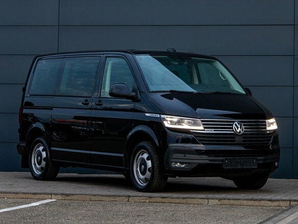 2021 Volkswagen Caravelle T6 Рестайлинг, чёрный, 3735000 рублей - вид 6