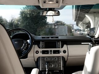 2010 Land Rover Range Rover III Рестайлинг 2, чёрный, 1450000 рублей, вид 5