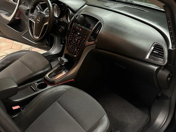 2011 Opel Astra J, чёрный, 560000 рублей - вид 15