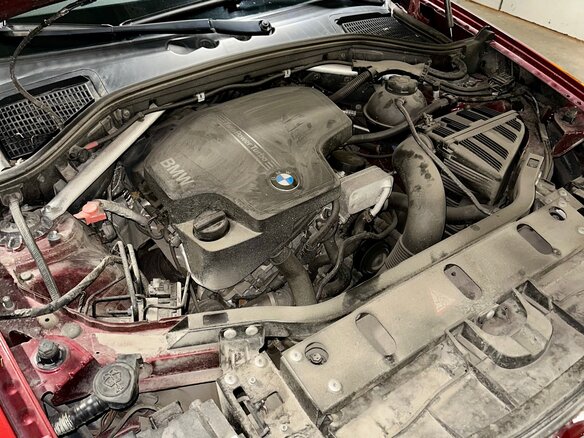 2013 BMW X3 28i xDrive II (F25), красный - вид 14
