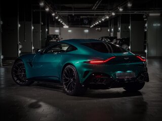 2025 Aston Martin V8 Vantage S IV Рестайлинг, зелёный, 36300000 рублей, вид 2