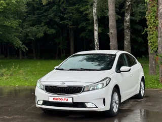 2018 Kia Cerato III Рестайлинг (Classic), белый, 1550000 рублей, вид 3