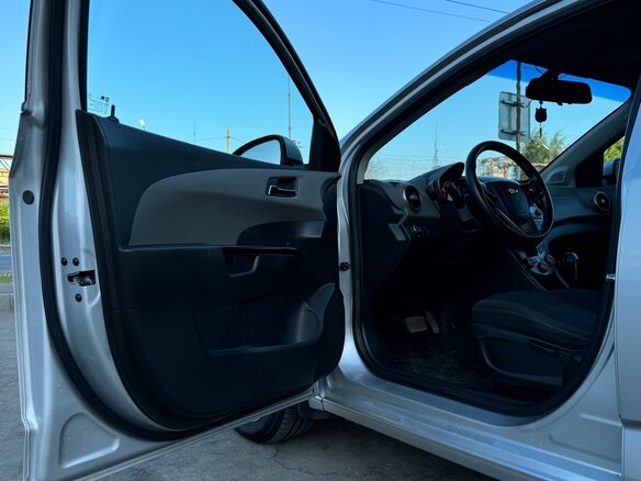 2012 Chevrolet Aveo II, серебристый, 650000 рублей - вид 21