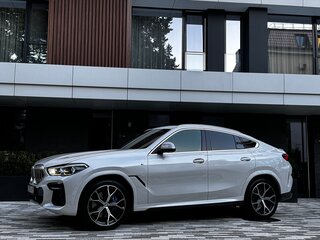 2022 BMW X6 30d III (G06), белый, 7890000 рублей, вид 4