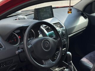 2008 Renault Megane II Рестайлинг, красный, 360000 рублей, вид 5