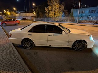 2000 Toyota Crown XI (S170), белый, 599000 рублей, вид 2