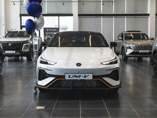 2026 Changan UNI-V I Рестайлинг 2, белый, 3579900 рублей, вид 3