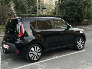 2016 Kia Soul II Рестайлинг, чёрный, 1170000 рублей, вид 2