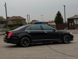 2011 Mercedes-Benz S-Класс 500 Long V (W221) Рестайлинг, чёрный, 1990000 рублей, вид 5
