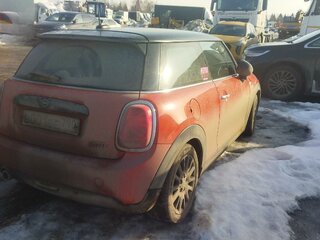 2019 Mini Hatch Cooper III (F55/F56) Рестайлинг, оранжевый, 1662500 рублей, вид 3