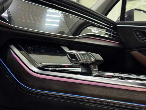2025 Audi Q7 45 TFSI II (4M) Рестайлинг 2, чёрный, 9500000 рублей - вид 14