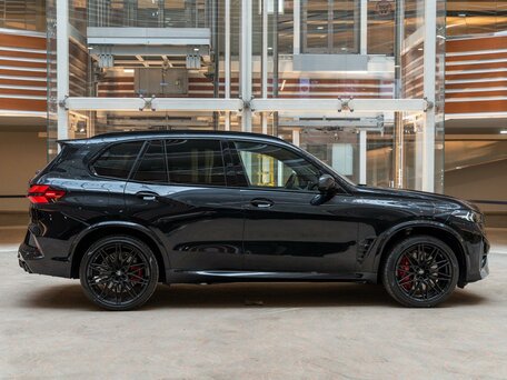 2026 BMW X5 M Competition III (F95) Рестайлинг, чёрный, 22990000 рублей, вид 5