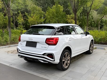 2022 Audi Q2 L 35 TFSI I Рестайлинг, белый, 1950000 рублей, вид 4