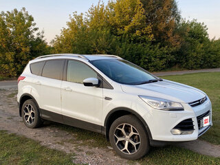2014 Ford Kuga II, белый, 1000000 рублей, вид 4