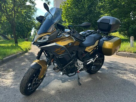 2020 BMW F 900 XR, золотистый, 1100000 рублей, вид 1