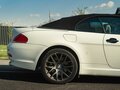 2005 BMW 6 серии 645i II (E63/E64), белый, 1400000 рублей - вид 5