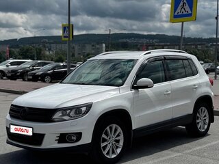 2012 Volkswagen Tiguan I Рестайлинг, белый, 1250000 рублей, вид 1