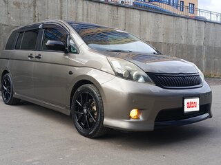 2010 Toyota ISis I Рестайлинг, коричневый, 1130000 рублей, вид 1