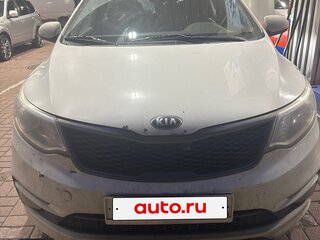 2015 Kia Rio III Рестайлинг, белый, 810000 рублей, вид 1