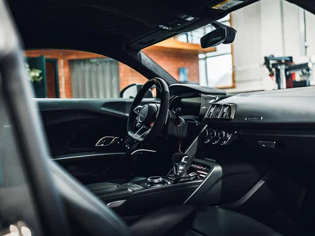 2019 Audi R8 V10 performance II (4S) Рестайлинг, серый, 17000000 рублей, вид 5