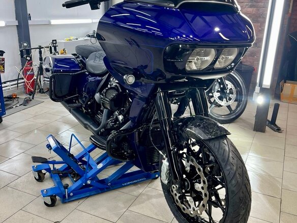 2019 Harley-Davidson Road Glide Special, синий, 3800000 рублей - вид 5