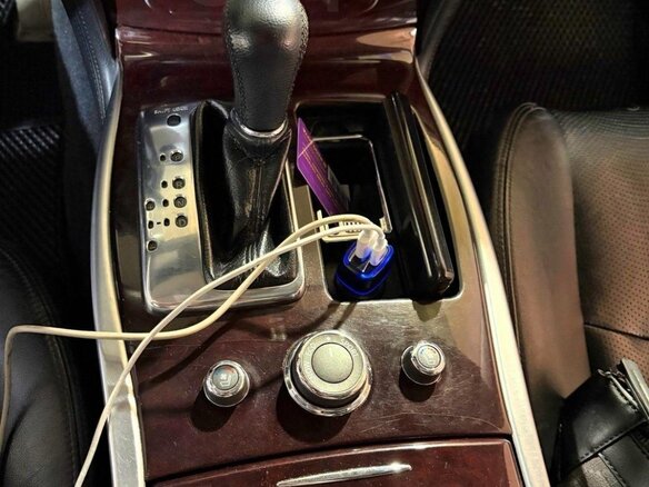 2010 Infiniti M37 IV, белый, 1700000 рублей - вид 7