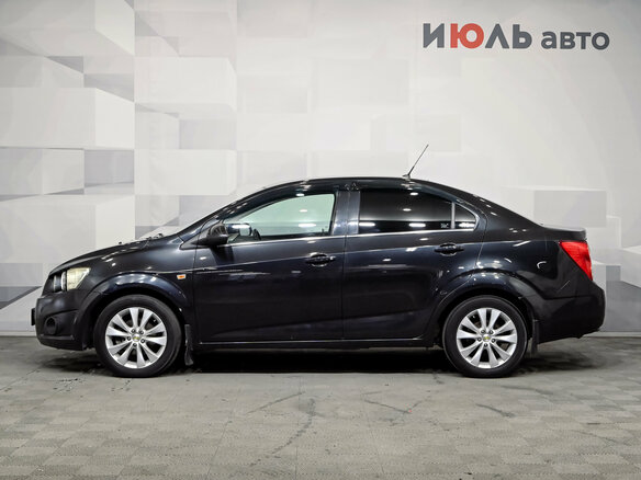 2013 Chevrolet Aveo II, чёрный, 585000 рублей - вид 8