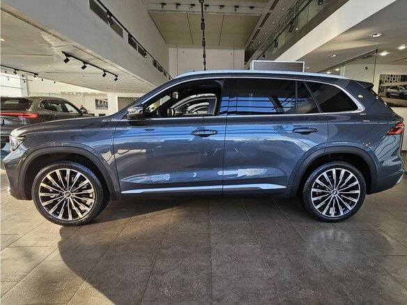 2026 Geely Monjaro, серый - вид 3
